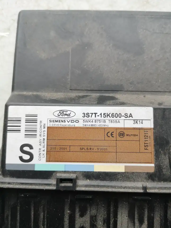 Ford Mondeo Mk III (2000 - 2007) 3S7T15K600SA Модуль комфорта — фото 3