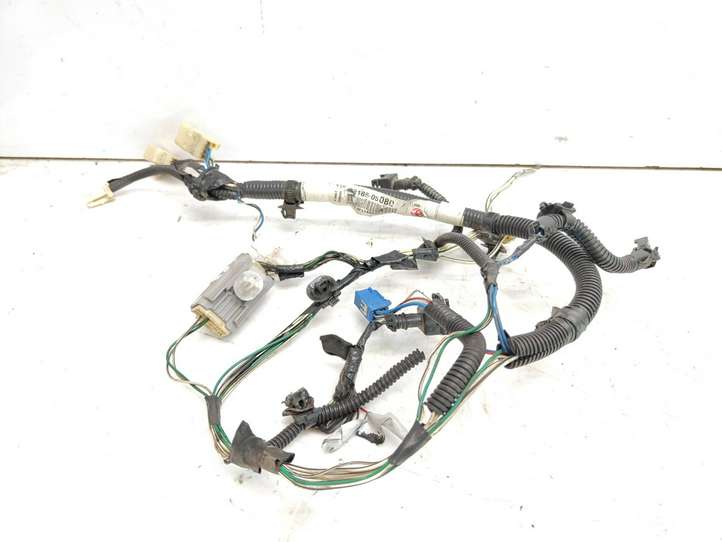 Toyota Avensis T250 (2003 - 2006)  8218505080 Проводка крышки багажника