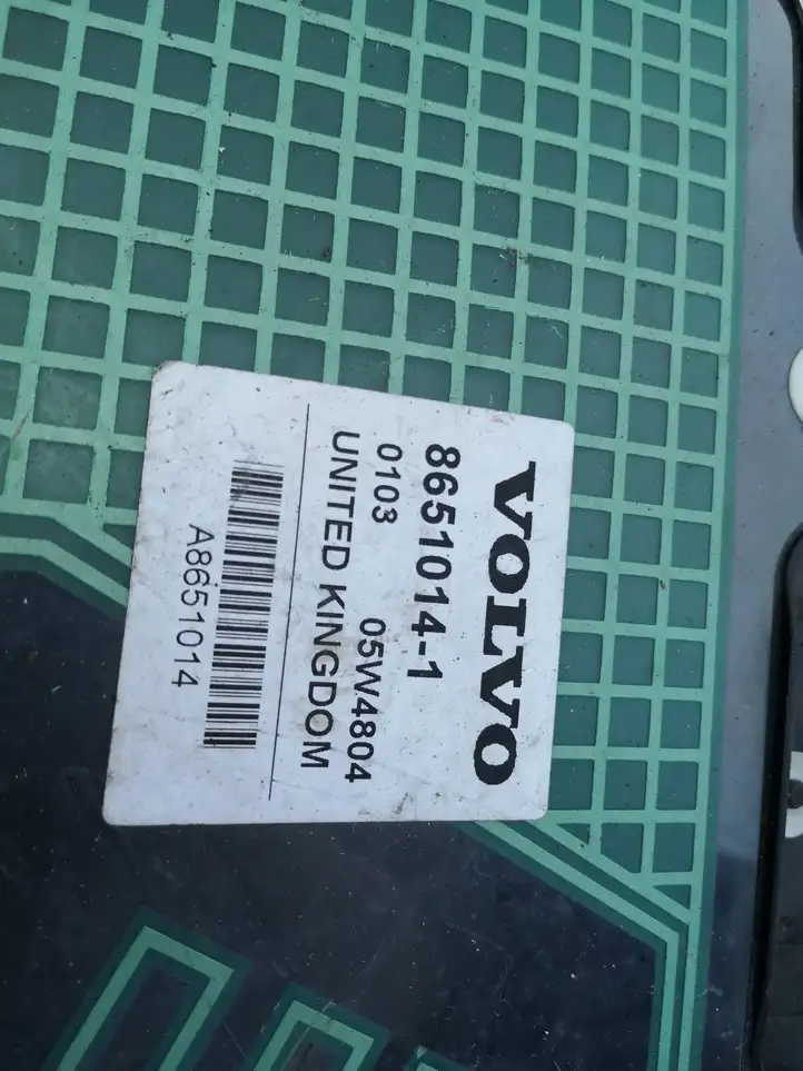 Volvo XC90 (2002 - 2006) 86510141 Крышка багажника — фото 4