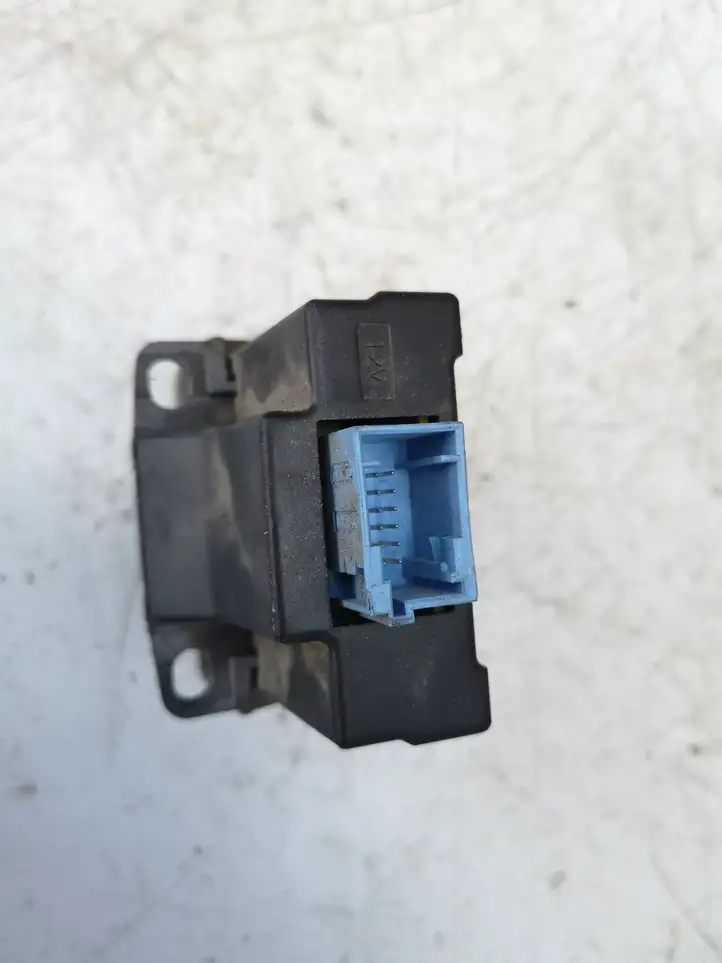 Renault Scenic II - Grand scenic II (2003 - 2006) 8200243681 Кнопка ручного тормоза — фото 3