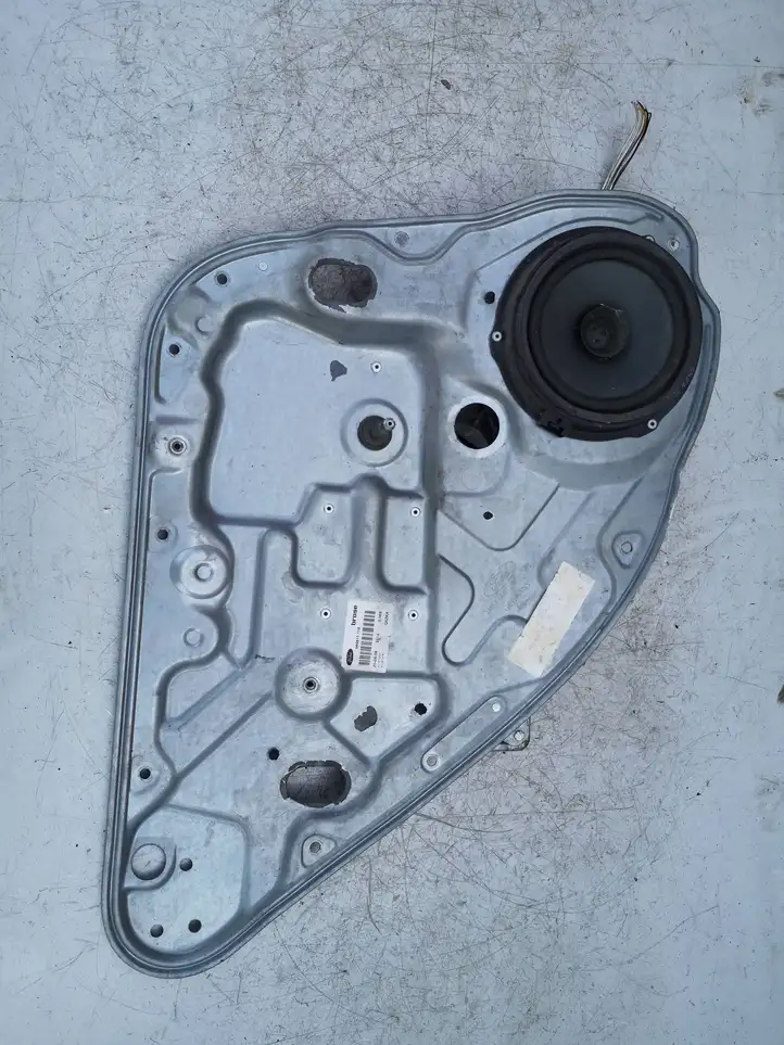 Ford Focus (2005 - 2008) 3M51R27001AF Механический стеклоподъемник задней двери — фото 2