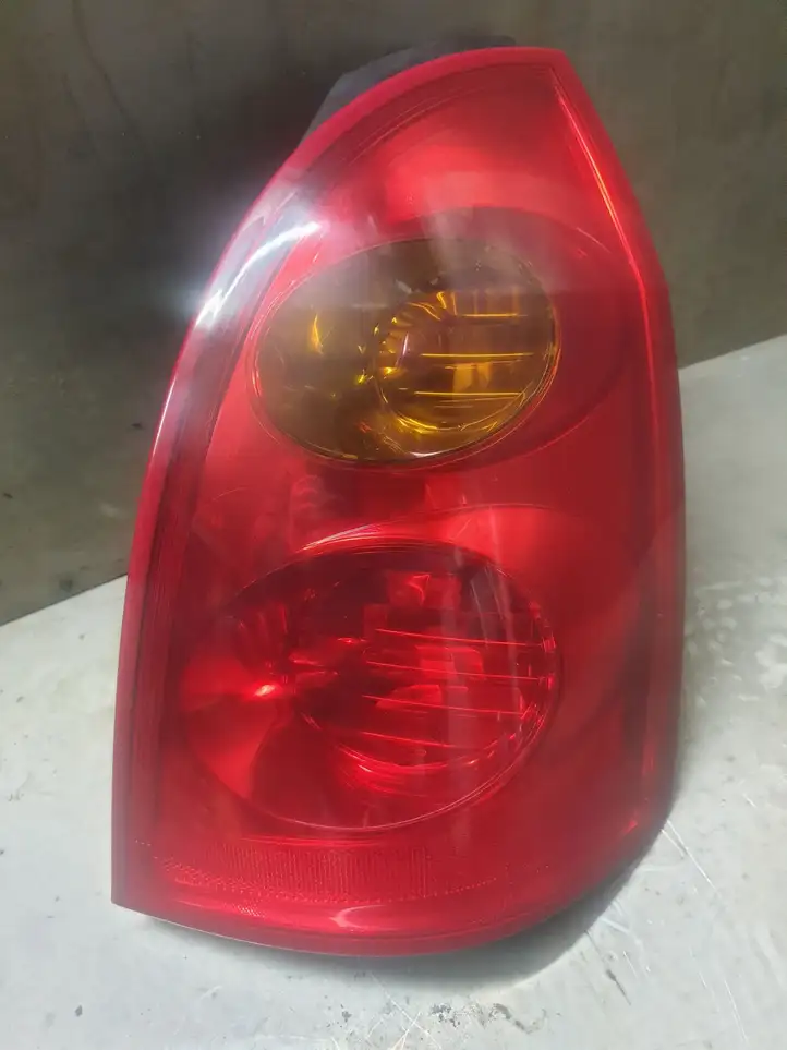 Nissan Primera (2001 - 2008) 2A01RS102IB02 Задний фонарь в кузове — фото 1