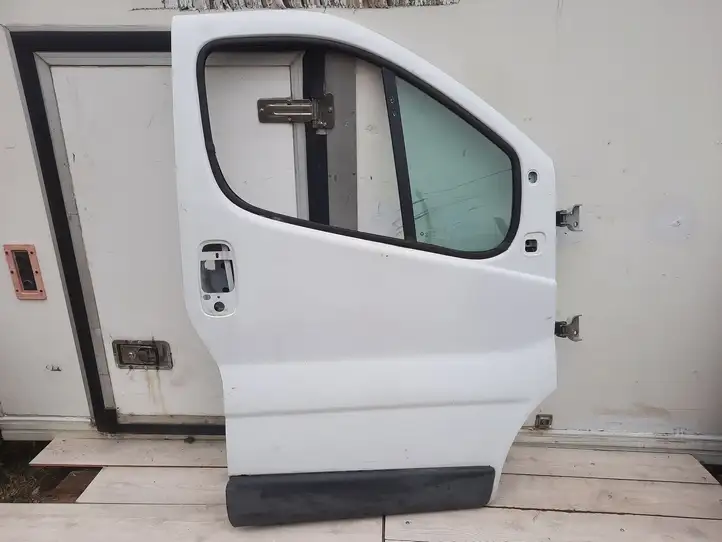 Renault Trafic II (X83) (2002 - 2014) Дверь — фото 1