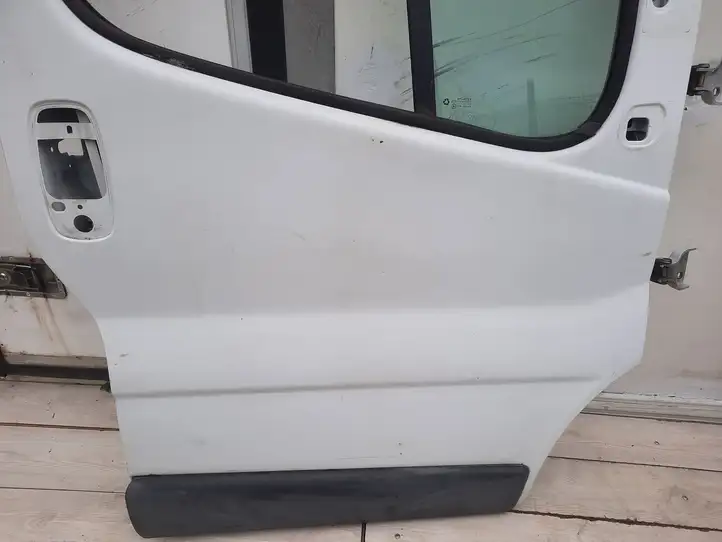 Renault Trafic II (X83) (2002 - 2014) Дверь — фото 3