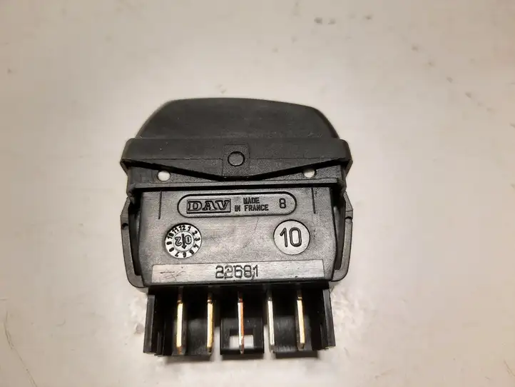 Citroen Xsara Picasso (1999 - 2012) 22681 Блок кнопок стеклоподъемников — фото 3