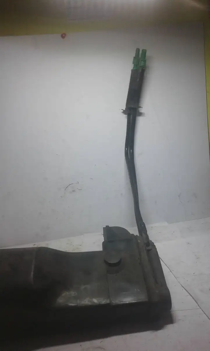 Opel Astra H (2004 - 2009) 13126691 Угольный фильтр — фото 2