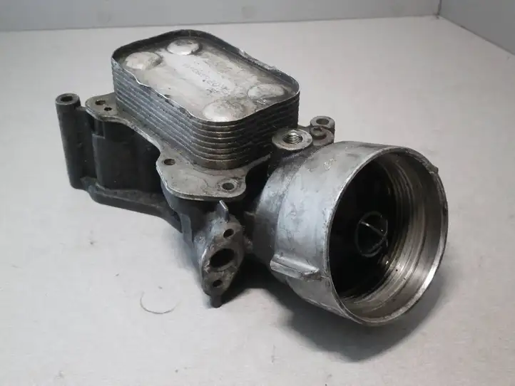 Opel Astra H (2004 - 2009) 55183548 Кронштейн масляного фильтра — фото 1