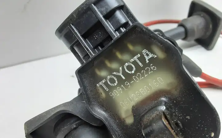 Toyota Corolla E110 (1995 - 2002) 9091902226 Катушка зажигания — фото 3