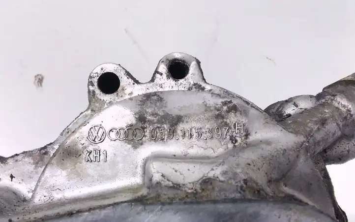 Audi A6 S6 C6 4F (2004 - 2008) 059115397 Кронштейн масляного фильтра — фото 4