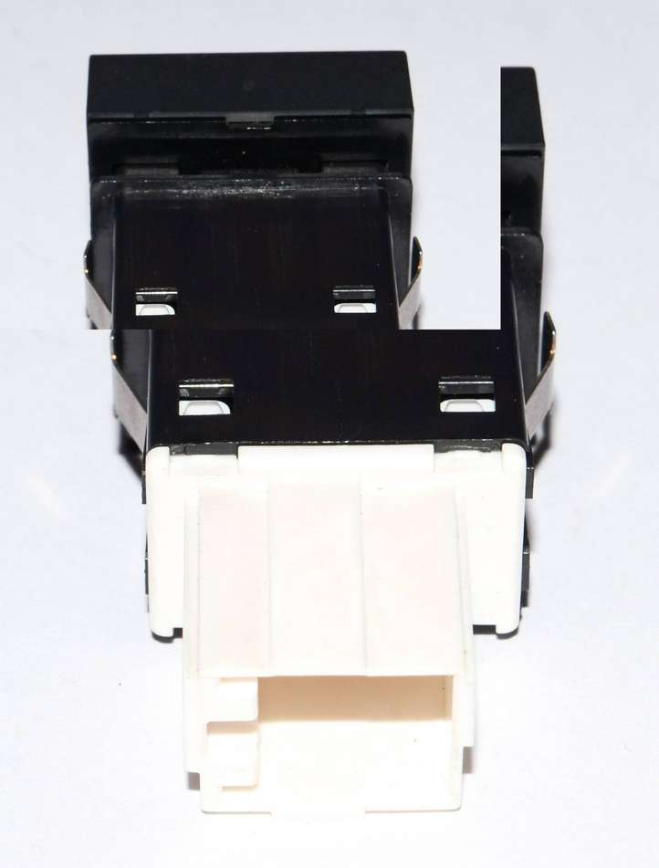 Audi A3/S3 8P (2004 - 2008)  8p0927134c Включатель системы стабильности (ESP)