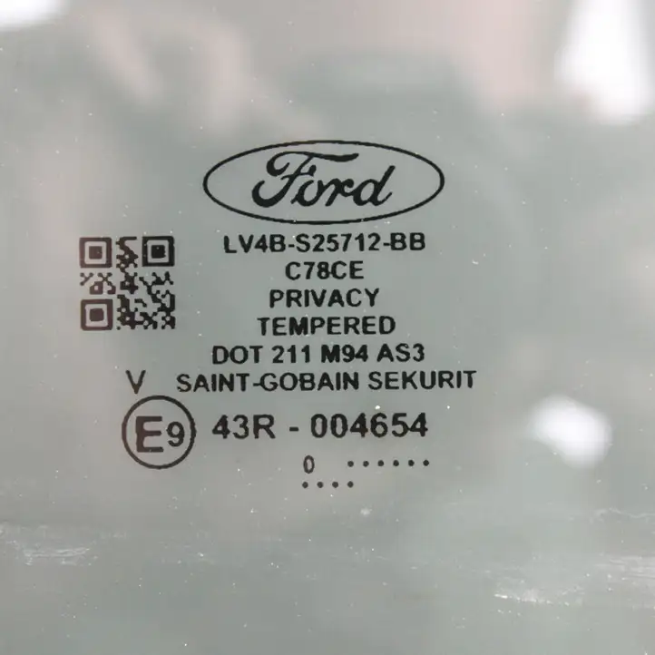 Ford Kuga III (2020 - ) LV4BS25712BB Стекло задней двери — фото 2