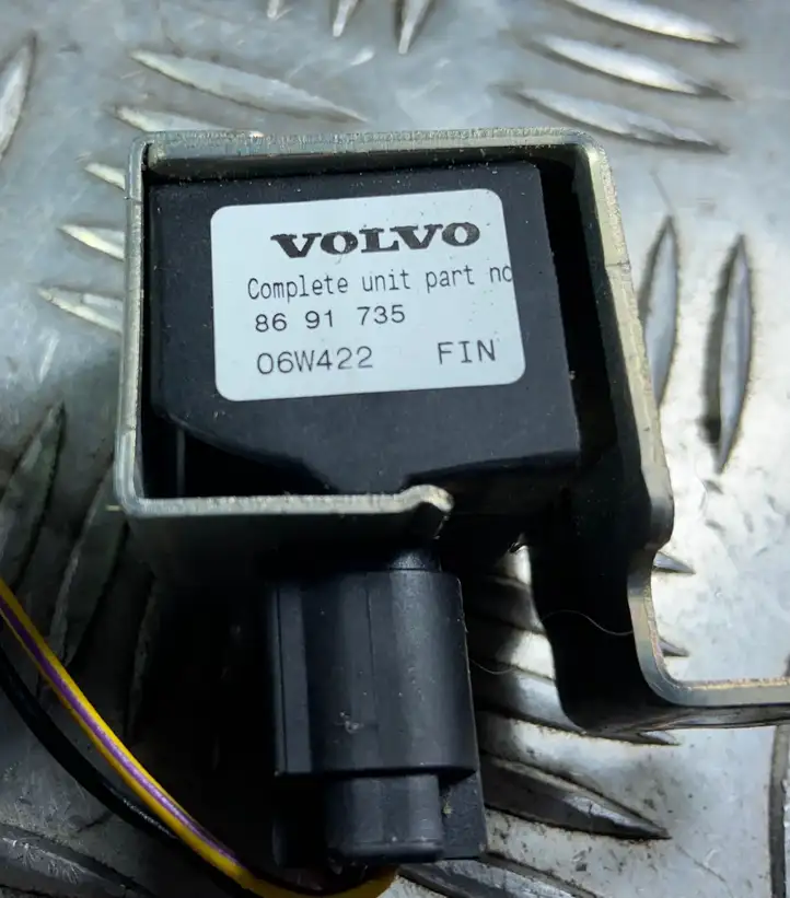 Volvo XC70 (2007 - 2013) 8691735 Датчик удара SRS — фото 2