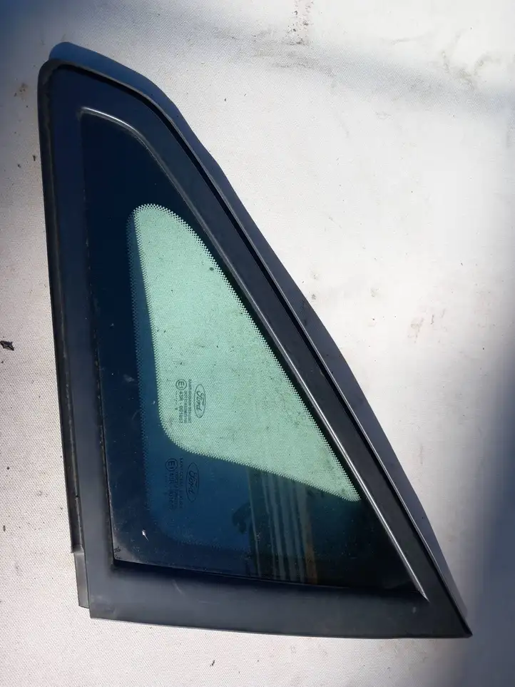 Ford C-MAX I (2007 - 2010) 43R001057 Треугольное стекло кузова — фото 1