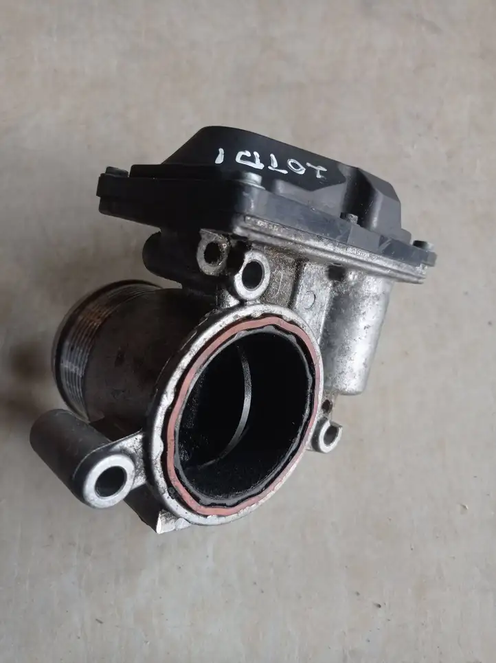 Audi A3/S3 8P (2004 - 2008) 03L128063D Дроссельная заслонка — фото 1