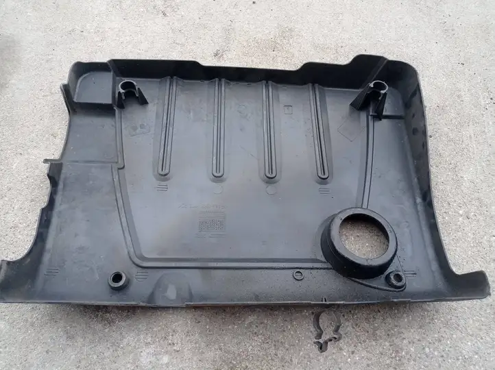 Opel Astra H (2004 - 2009) 315829598 Крышка двигателя декоративная — фото 3