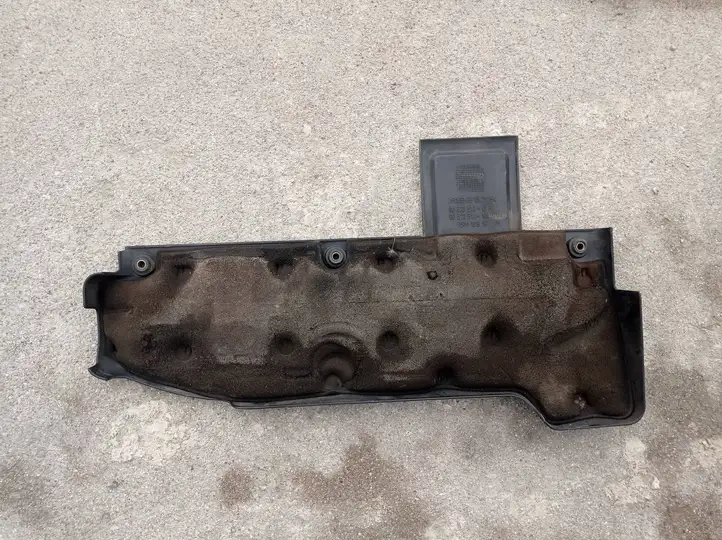 Opel Vectra B (1999 - 2002) 90573513 Крышка двигателя декоративная — фото 2