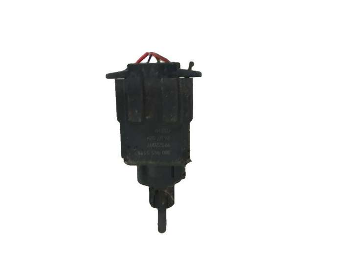 Volkswagen Golf V (2003 - 2009)  3b0945511a Датчик тормозной педали
