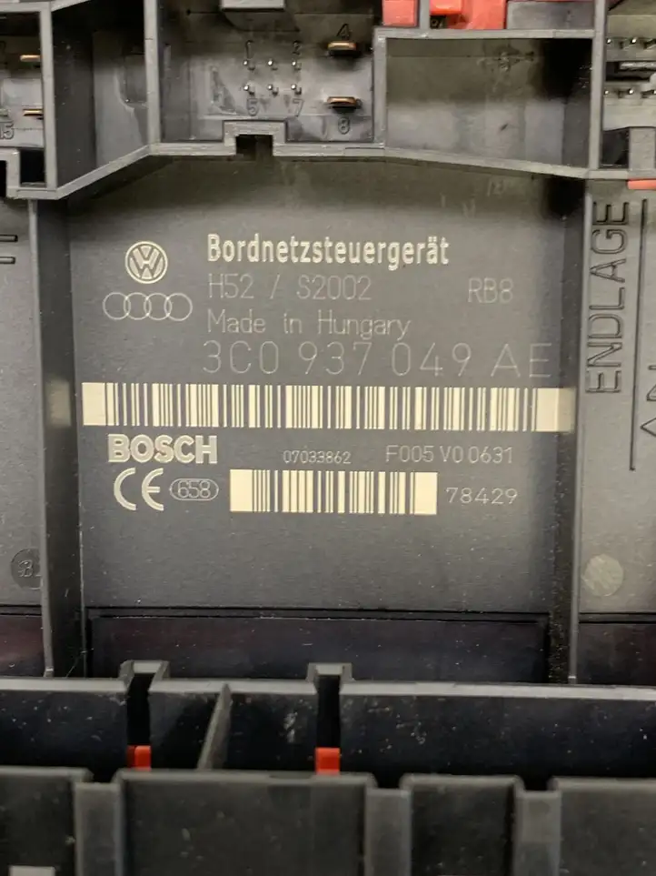 Volkswagen PASSAT B6 (2005 - 2010) 3C0937049AE Модуль комфорта — фото 2
