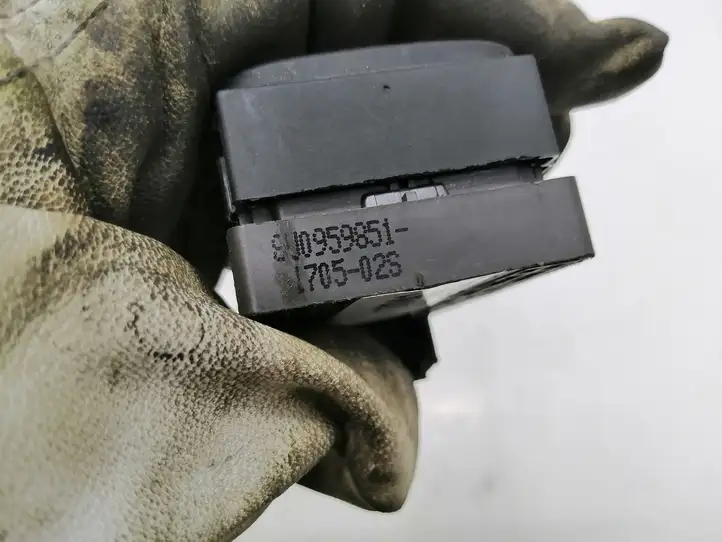 Audi A4 S4 B8 8K (2007 - 2011) 8K0959851 Блок кнопок стеклоподъемников — фото 3