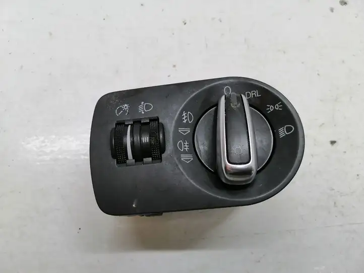 Audi A3/S3 8P (2008 - 2013) 8P2941531BB Включатель фонарей — фото 1
