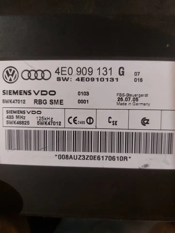 Audi A8 S8 D3 4E (2005 - 2007) 4E0909131G Блок бесключевого доступа — фото 3