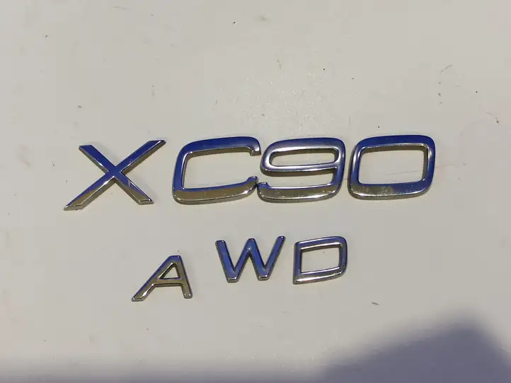 Volvo XC90 (2002 - 2006) 9483933 Эмблема производителя — фото 4