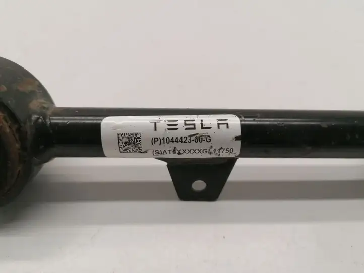 Tesla Model 3 (2017 - 2023) 1044423-00-G Вилка подвески — фото 2
