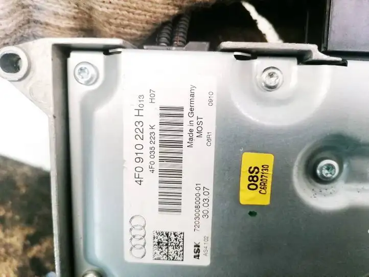 Audi A6 S6 C6 4F (2004 - 2008) 4F0910223H Усилитель звука — фото 3