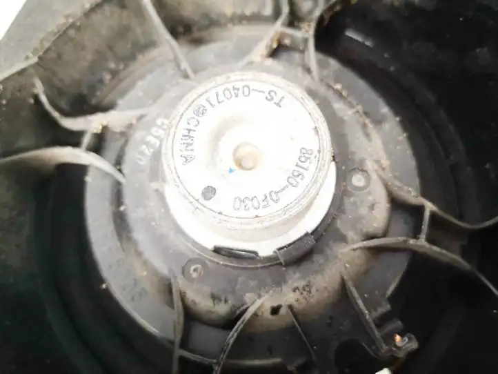 Toyota Corolla Verso AR10 (2004 - 2009)  861600f030 Громкоговоритель (громкоговорители) в передних дверях