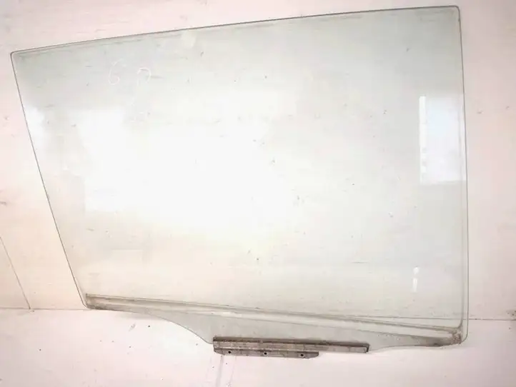 Toyota Corolla Verso E121 (2001 - 2004) Стекло задней двери — фото 1