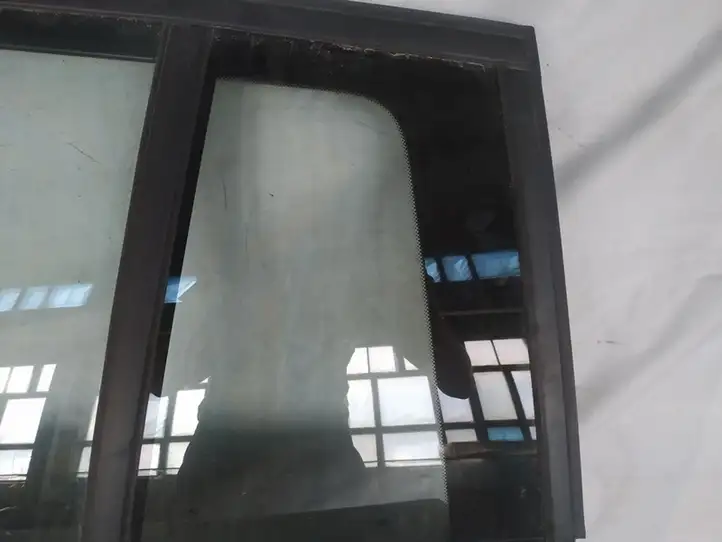 BMW 2 F22 F23 (2013 - 2017)   Маленькое стекло 