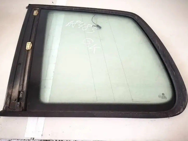 Volkswagen Touran I (2003 - 2010)   Заднее боковое стекло кузова