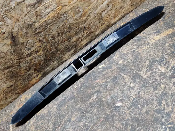 Dacia Duster (2017 - ) 848101807R Подсветка номера — фото 4
