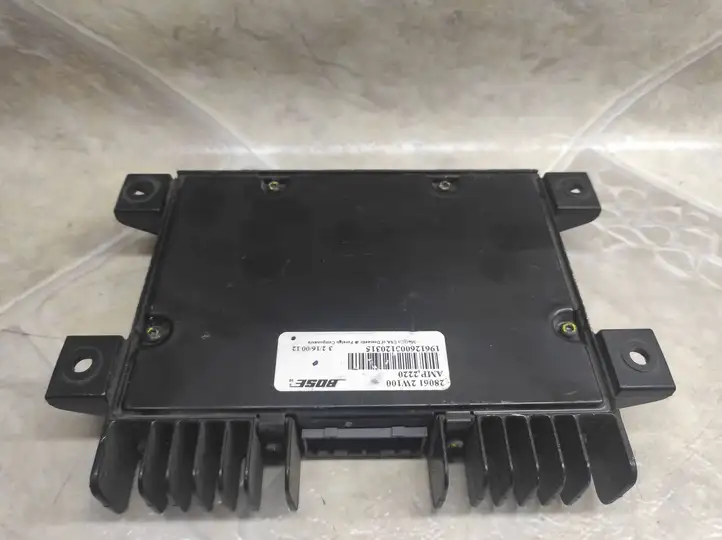 Nissan Pathfinder R50 (1996 - 2005) 280612W100 Усилитель звука — фото 2