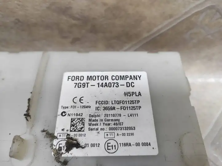 Ford Mondeo MK IV (2007 - 2014) 7G9T14A073DC Блок предохранителей — фото 5