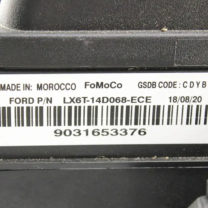 Ford Kuga III (2020 - ) LX6T14A094JC Блок предохранителей — фото 6