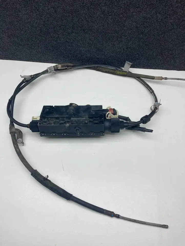 Subaru Legacy (2003 - 2009) 26002-AJ030 Обшивка рулевой колонки — фото 2