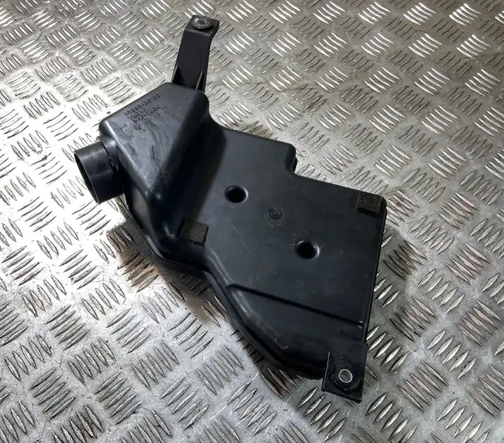 Lexus RX 330 - 350 - 400H (2008 - 2012) 1789320100 Резонатор впуска — фото 3