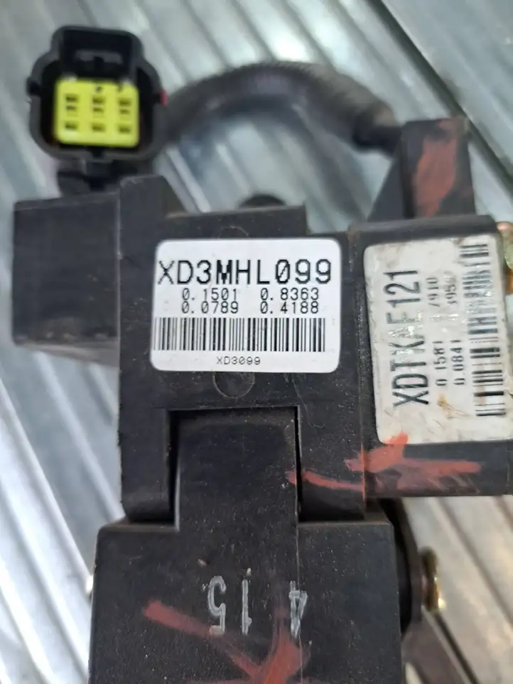Kia Sorento (2006 - 2009) 10290006 Педаль акселератора — фото 4