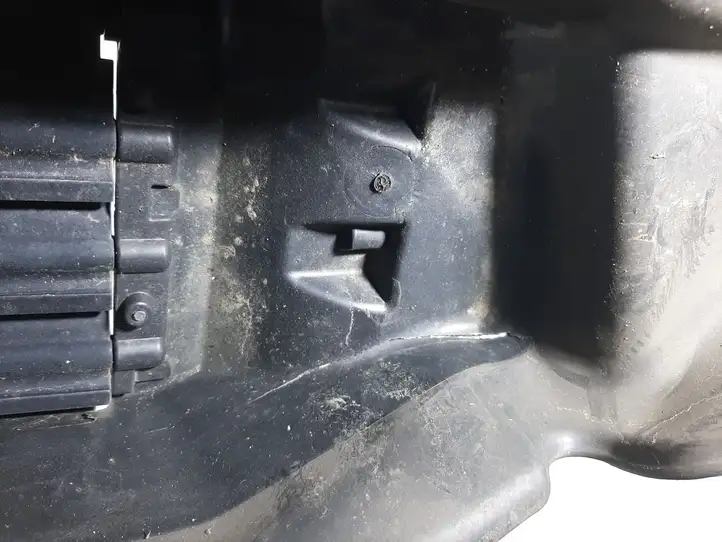 Volvo XC90 (2014 - 2019) 31353797 Дефлектор воздуха — фото 6