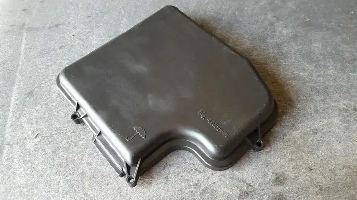 Audi A6 S6 C5 4B (2001 - 2004) 4B2907613 Крышка ящика аккумулятора — фото 2