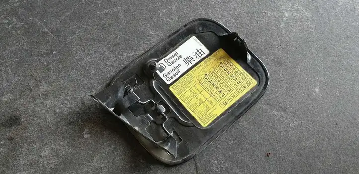 Audi A6 Allroad C5 (2000 - 2006) 1H0010092L Крышка топливного бака — фото 2