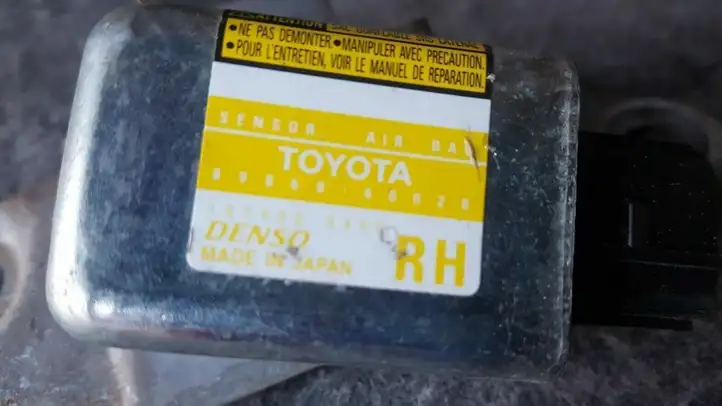 Lexus GX J120 (2002 - 2009) 8986060020 Датчик удара SRS — фото 2