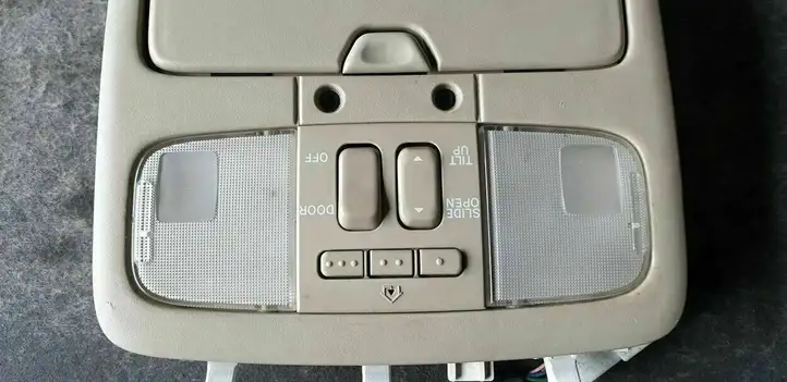 Lexus GX J120 (2002 - 2009) 897550W070 Передняя подсветка — фото 2