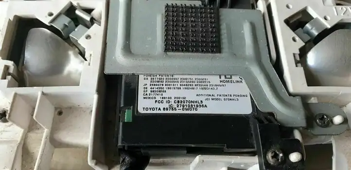 Lexus GX J120 (2002 - 2009) 897550W070 Передняя подсветка — фото 8