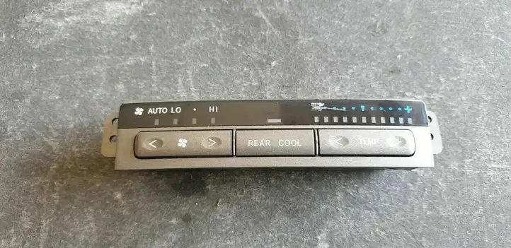 Lexus GX J120 (2002 - 2009) 5590060811 Блок управления климат-контролем — фото 1