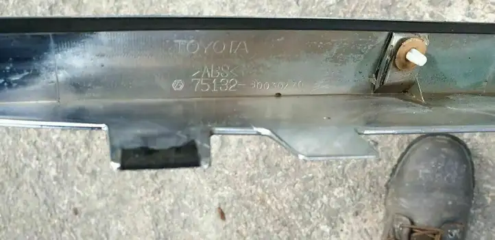Lexus GX J120 (2002 - 2009) 75132-60030 Подсветка номера — фото 12