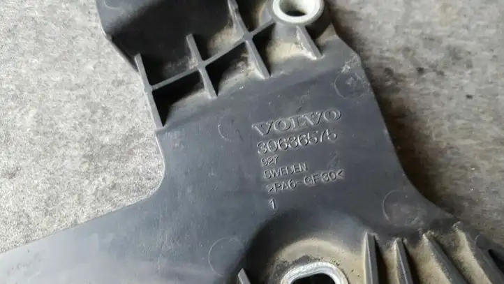 Volvo S80 (2004 - 2006) 30636575 Кронштейн воздушного фильтра — фото 2