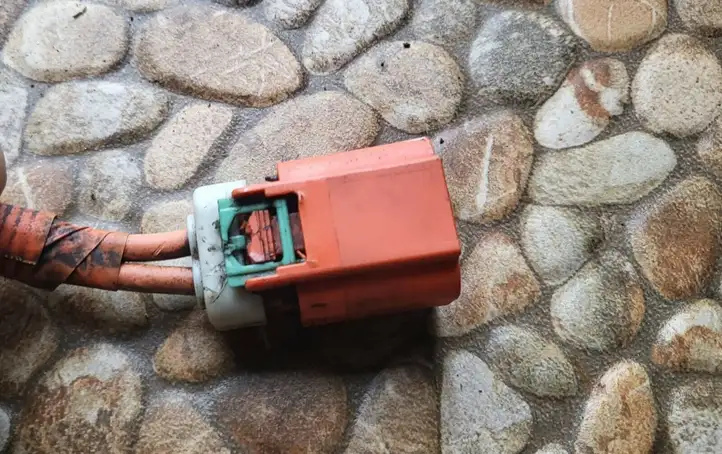 Toyota Prius+ (ZVW40) (2011 - 2018) 8212247030A Прочая электропроводка — фото 11