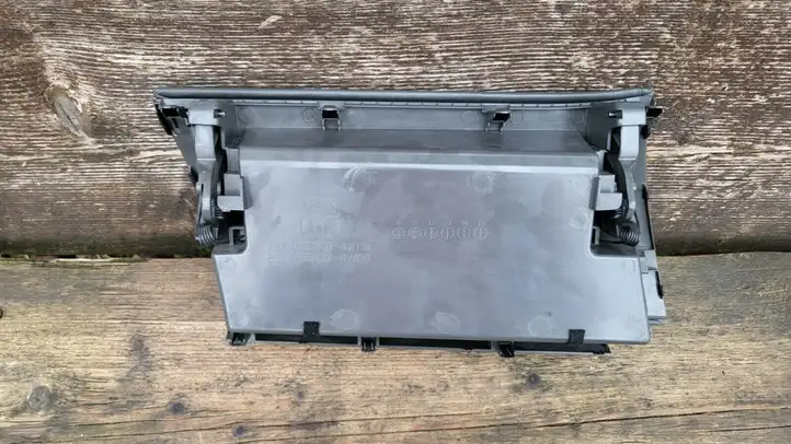 Toyota Prius+ (ZVW40) (2011 - 2018) 5544047020 Вещевой ящик — фото 11